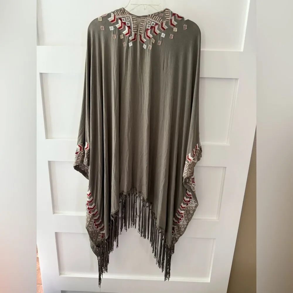 POL Green and Red Geometric one size Boho Shawl